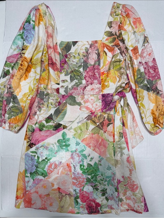 Vince Camuto Dresses & Skirts - Vince Camuto Multicolor Floral Puff-Sleeve Mini Dress